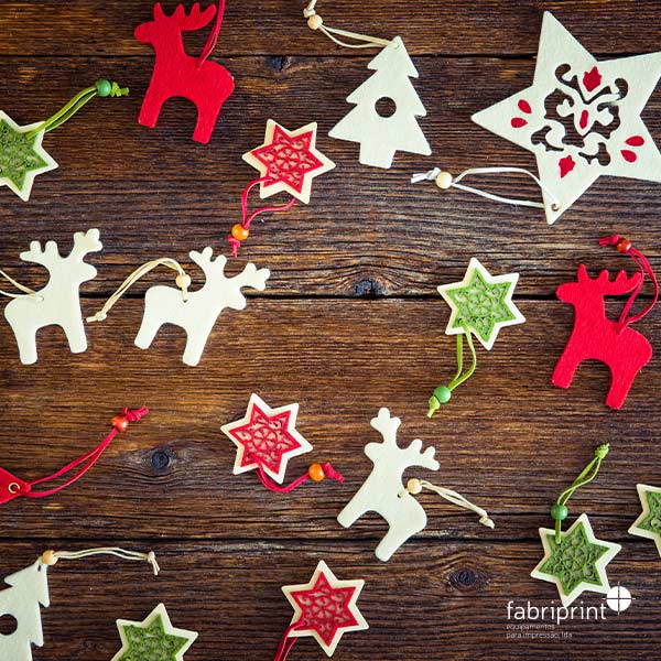 <strong>Artigos de Natal personalizados: inspire-se com 7 formas criativas de usar uma máquina de moldes 3D</strong>